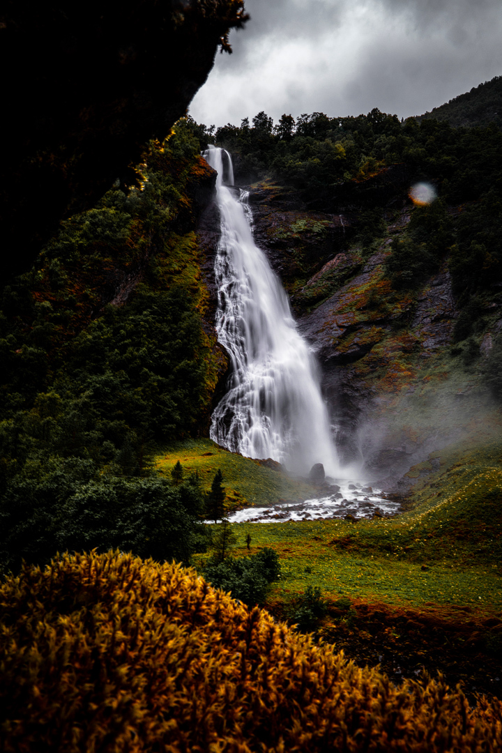 Atmospheric architectural landscape in Europe captured by Baptiste Mercier