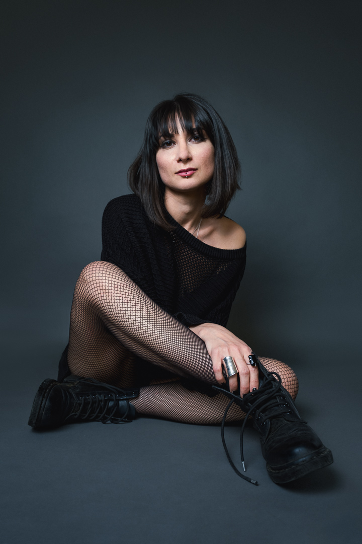 Editorial studio portrait session in Berlin captured by Baptiste Mercier