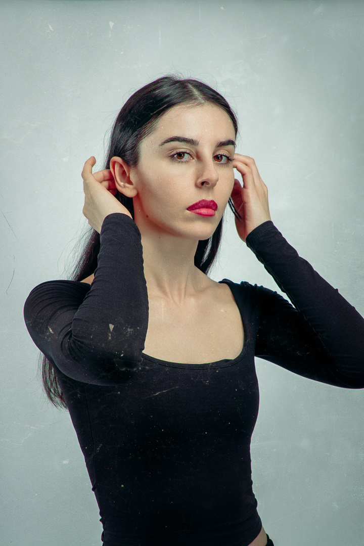 Editorial studio portrait session in Berlin captured by Baptiste Mercier